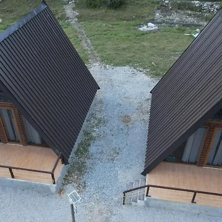 Bungaja 木屋 Shkodër
