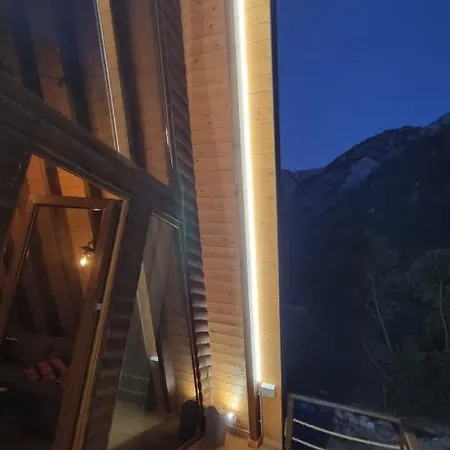 Bungaja Chalet